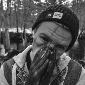 Meet your Posher, Devin